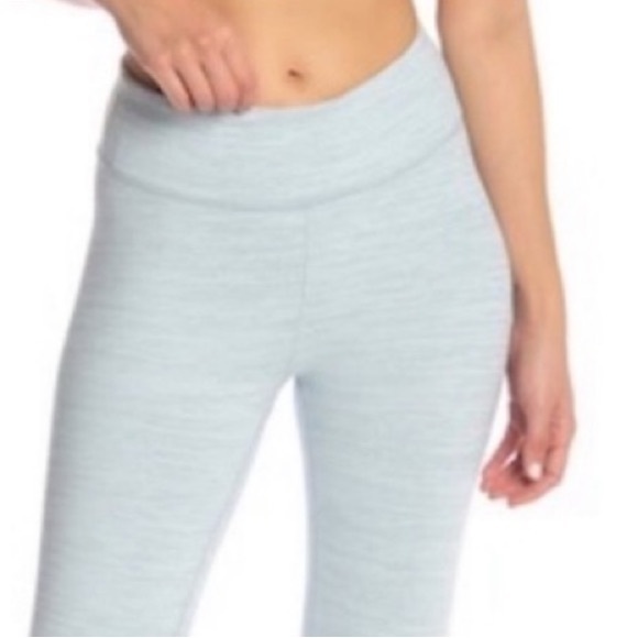 Outdoor Voices Techsweat High Rise 7/8
Flex Leggings Baby Blue M Cropped - Picture 1 of 13